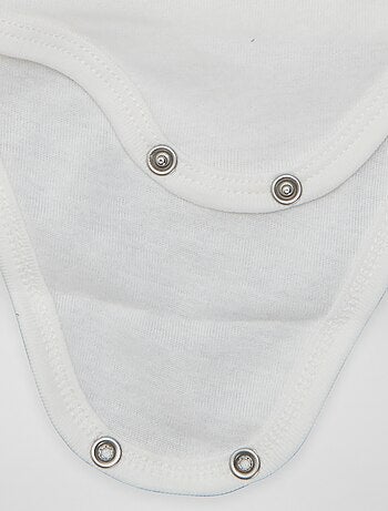 7 bodies com formato cruzado + bolsa de arrumação