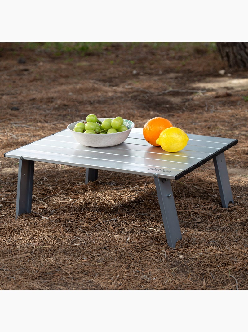 Aktive mesa de acampamento dobrável pequena de alumínio ultraleve de 55x41x20 cm Cinza - Kiabi