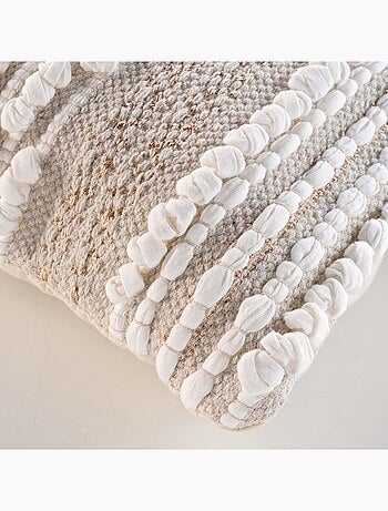 Almofada amovível em polycotton com bordados e fios metálicos