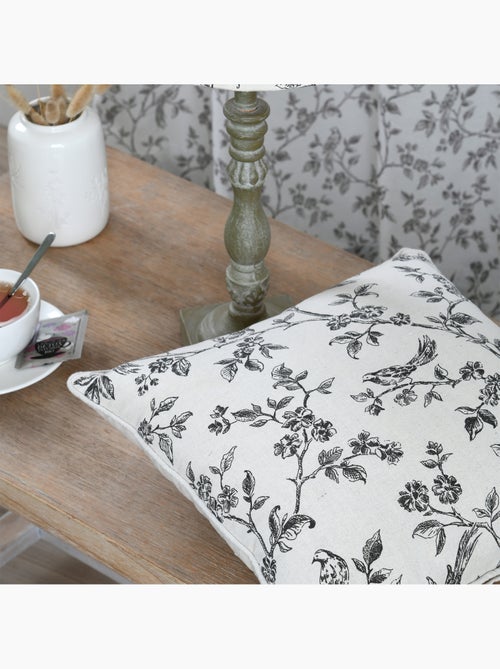 Almofada decorativa com estampado floral - Kiabi