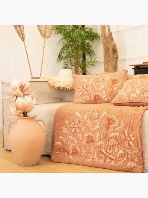Almofada decorativa em polilinha com motivo floral - Kiabi Almofada decorativa em polilinha com motivo floral - Kiabi