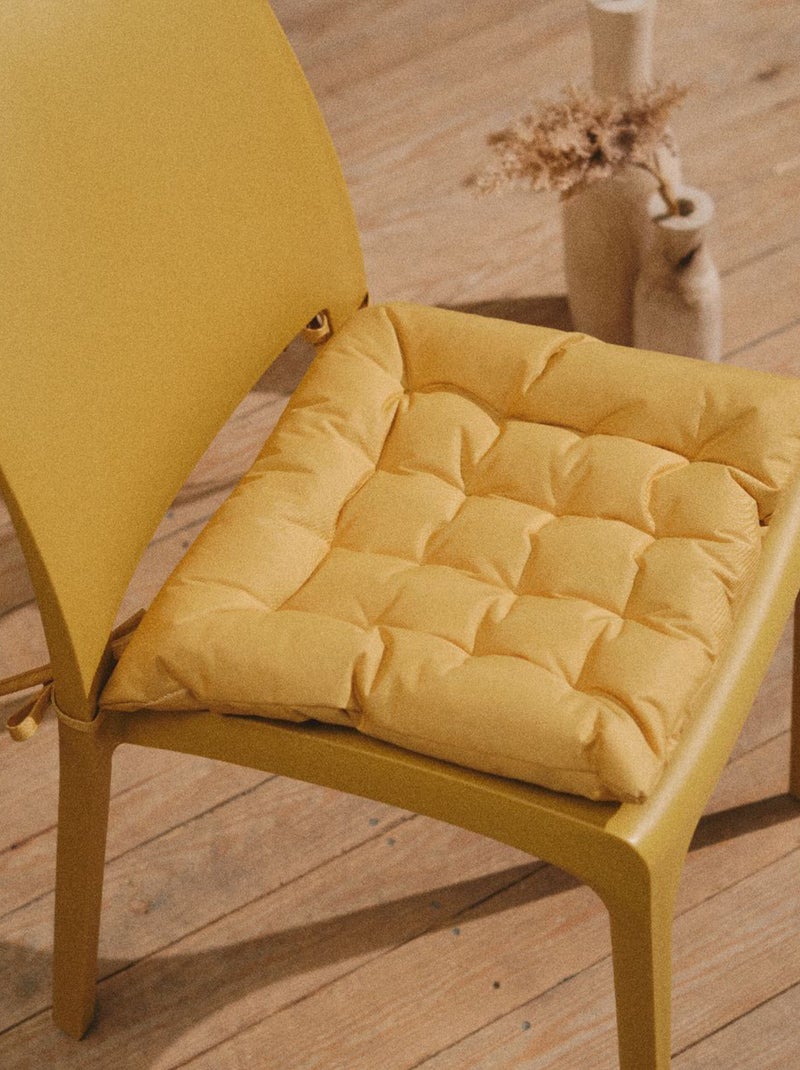 Almofada para cadeira (40x40 cm) AMARELO - Kiabi