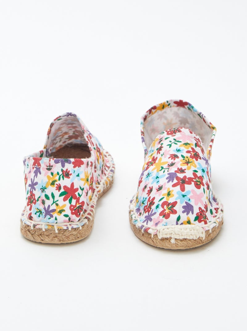 Alpargatas com motivo às flores BEGE - Kiabi