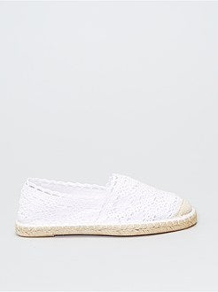 Alpargatas em macramé e renda - Kiabi