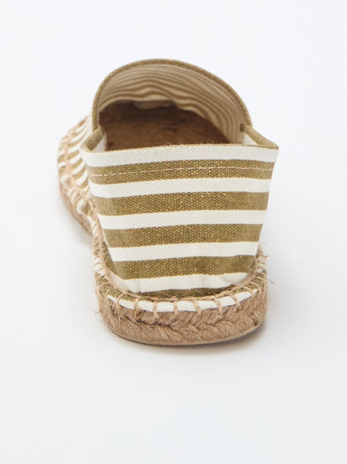 Alpercatas com padrão estampado - Kiabi