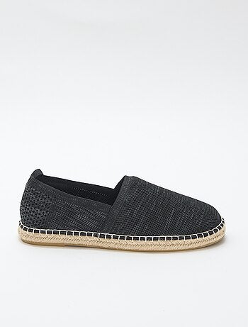 Alpercatas em malha
