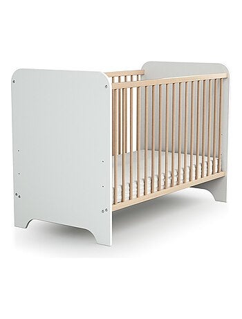 At4 - quarto de bebé com cama, fraldário e roupeiro carrousel de madeira branco e faia