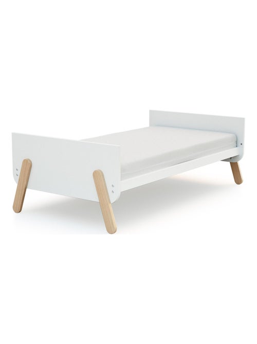 At4 - quarto de bebé com cama, fraldário e roupeiro pirate de madeira branco e faia - Kiabi