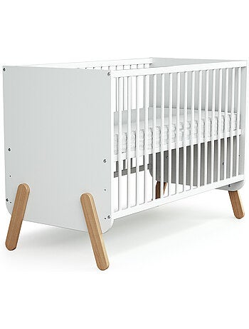 At4 - quarto pirata: cama 60x120 + cômoda + guarda-roupa