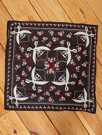 Babete tipo bandana 'caveira' - Kiabi
