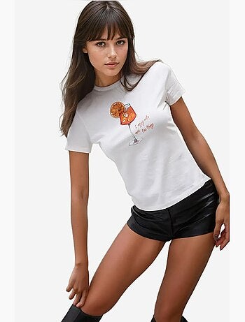 Baby tee estampada com decote redondo hiccup