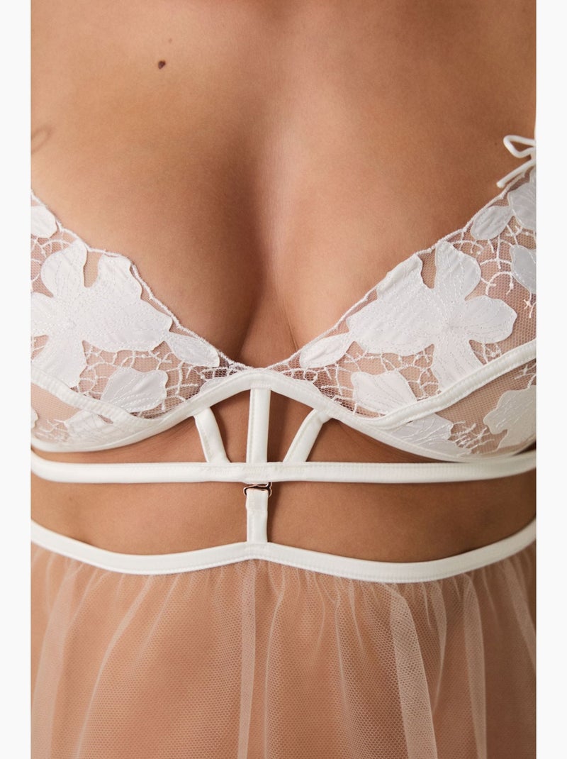 Babydoll de enxoval com broderie quebrada, bordada, floral, com aro penti Branco - Kiabi