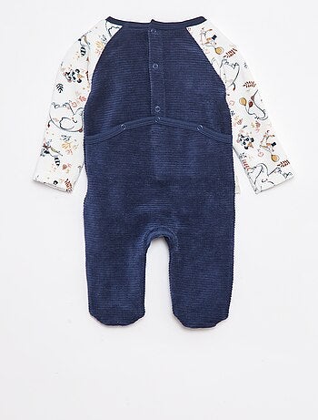 Babygrow de veludo canelado com pés