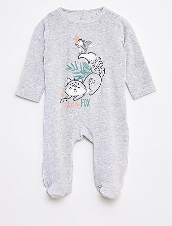 Babygrow de veludo com pés
