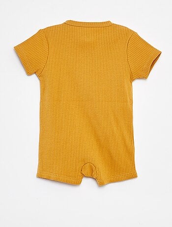 Babygrow leve com fecho de manga curta