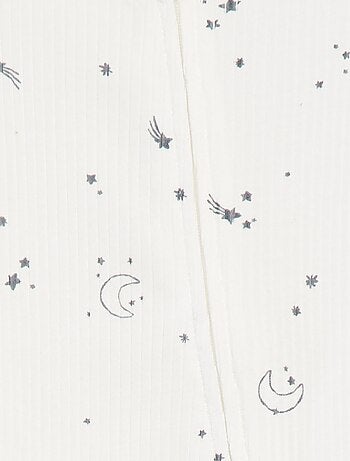 Babygrow leve com fecho de manga curta