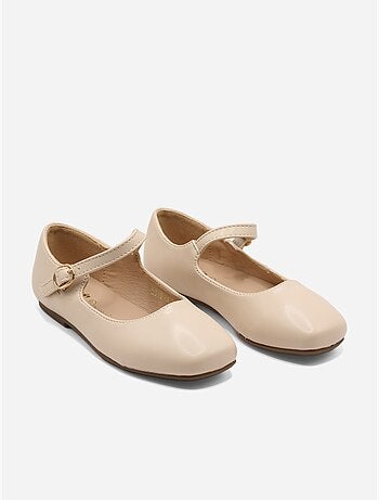 Bailarinas com fivela