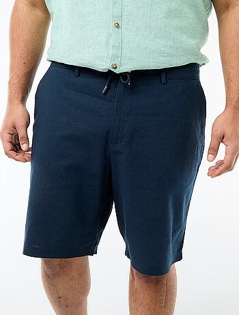 Bermuda chino com abertura abotoada + fecho éclair + cordões de ajuste