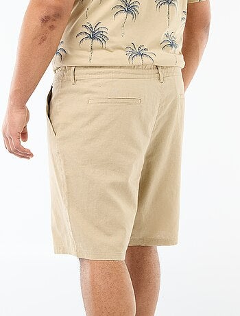Bermuda chino com abertura abotoada + fecho éclair + cordões de ajuste