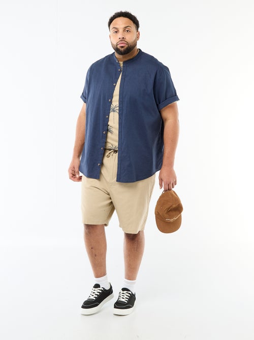Bermuda chino com abertura abotoada + fecho éclair + cordões de ajuste - Kiabi