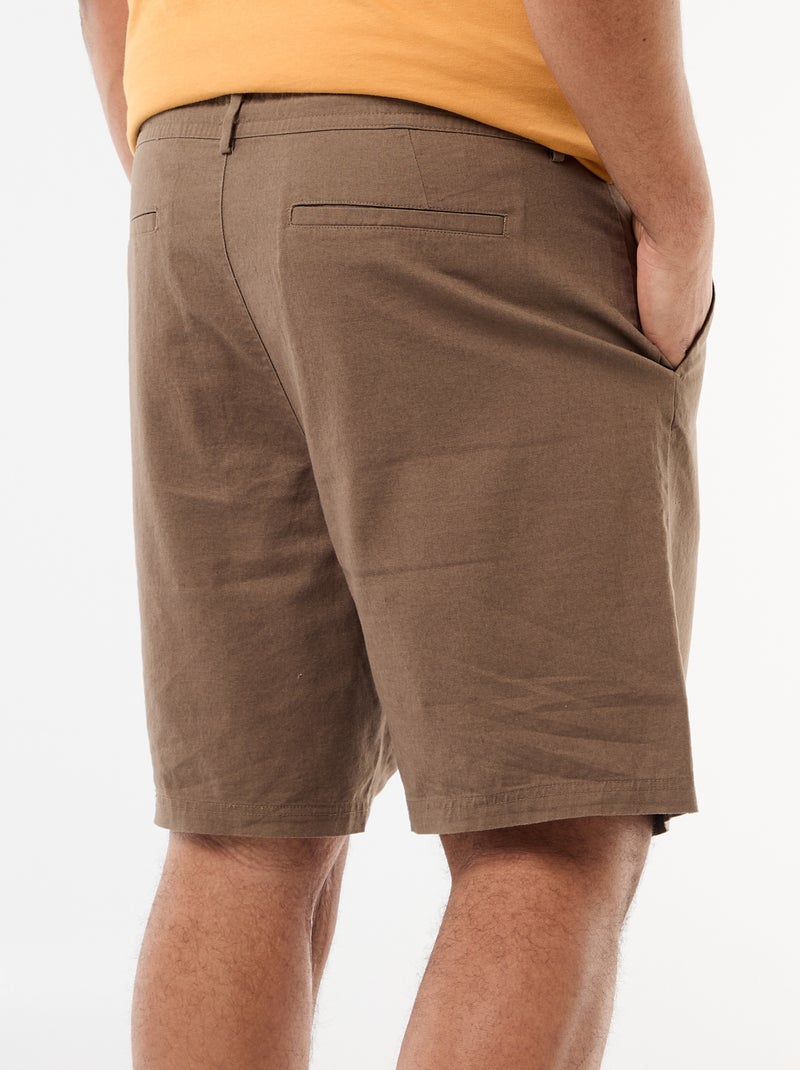 Bermuda chino com abertura abotoada + fecho éclair + cordões de ajuste Castanho - Kiabi