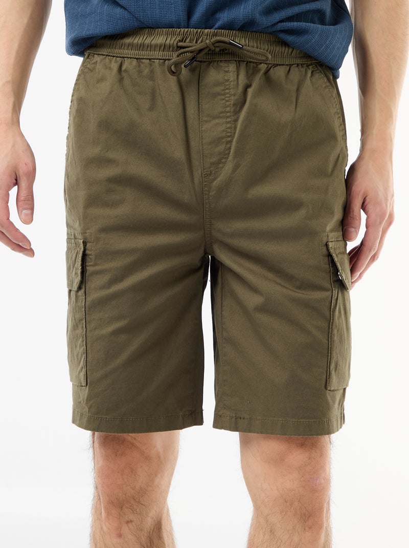 Bermuda chino em popeline com bolsos de aba Caqui - Kiabi