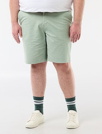 Bermuda chino em sarja