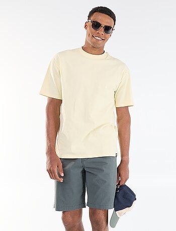 Bermuda chino lisa