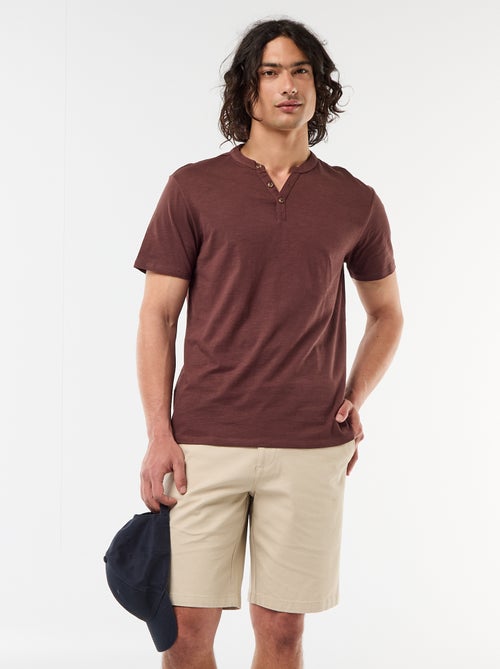 Bermuda chino liso em dobby - Kiabi