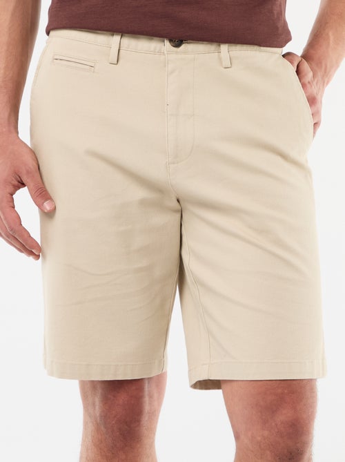 Bermuda chino liso em dobby - Kiabi
