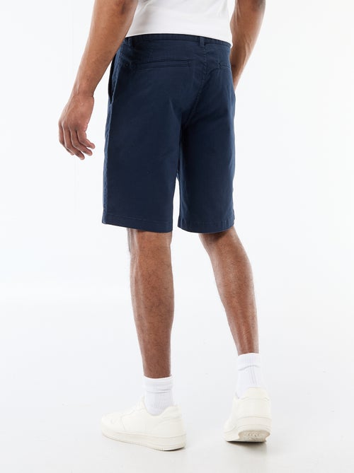 Bermuda chino liso em sarja - Kiabi