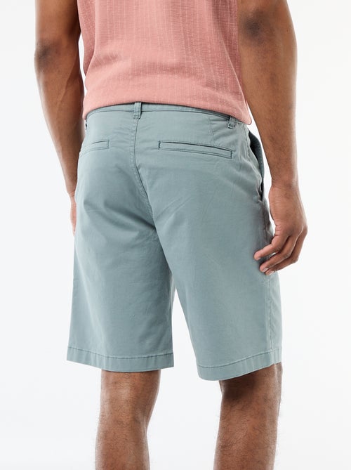 Bermuda chino liso em sarja - Kiabi