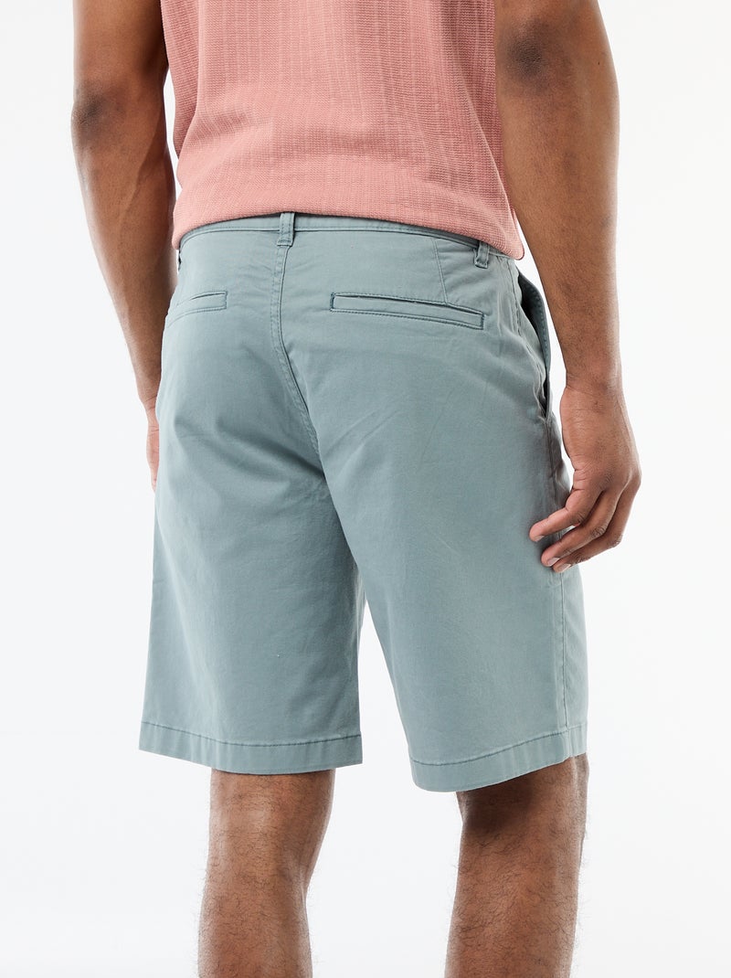 Bermuda chino liso em sarja Azul - Kiabi