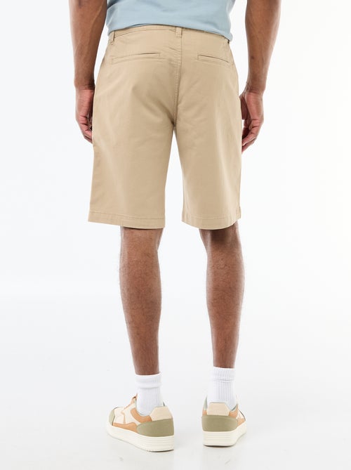 Bermuda chino liso em sarja - Kiabi