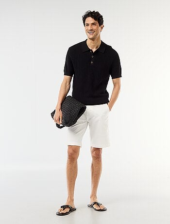 Bermuda chino liso em sarja