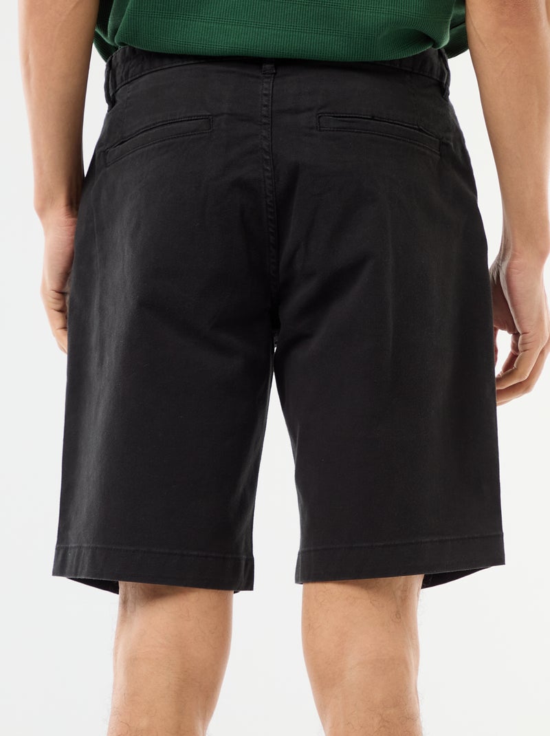 Bermuda chino liso em sarja Preto - Kiabi