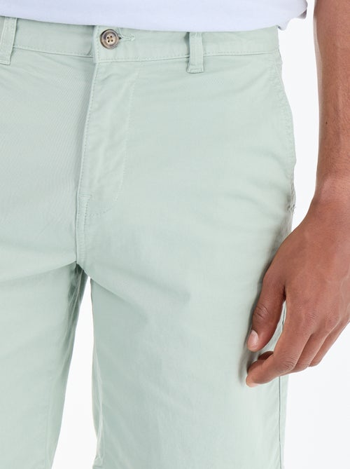 Bermuda chino liso em sarja - Kiabi
