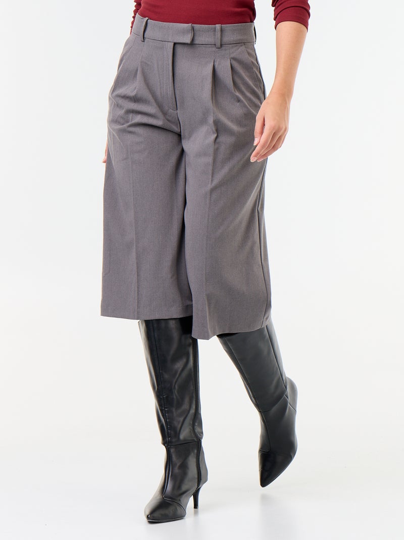 Bermuda comprida estilo chino Cinza - Kiabi
