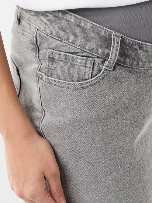 Bermuda de ganga de cintura alta de maternidade - Kiabi