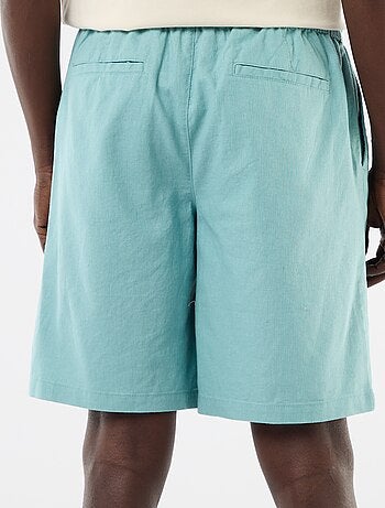 Bermuda em linho misturado