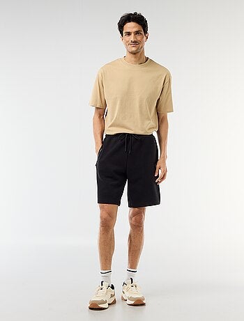 Bermuda em malha piqué estilo desportivo