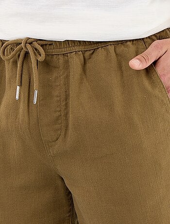 Bermuda em moletão leve com cordões de ajuste