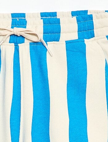 Bermuda em moletom com padrão e 2 bolsos