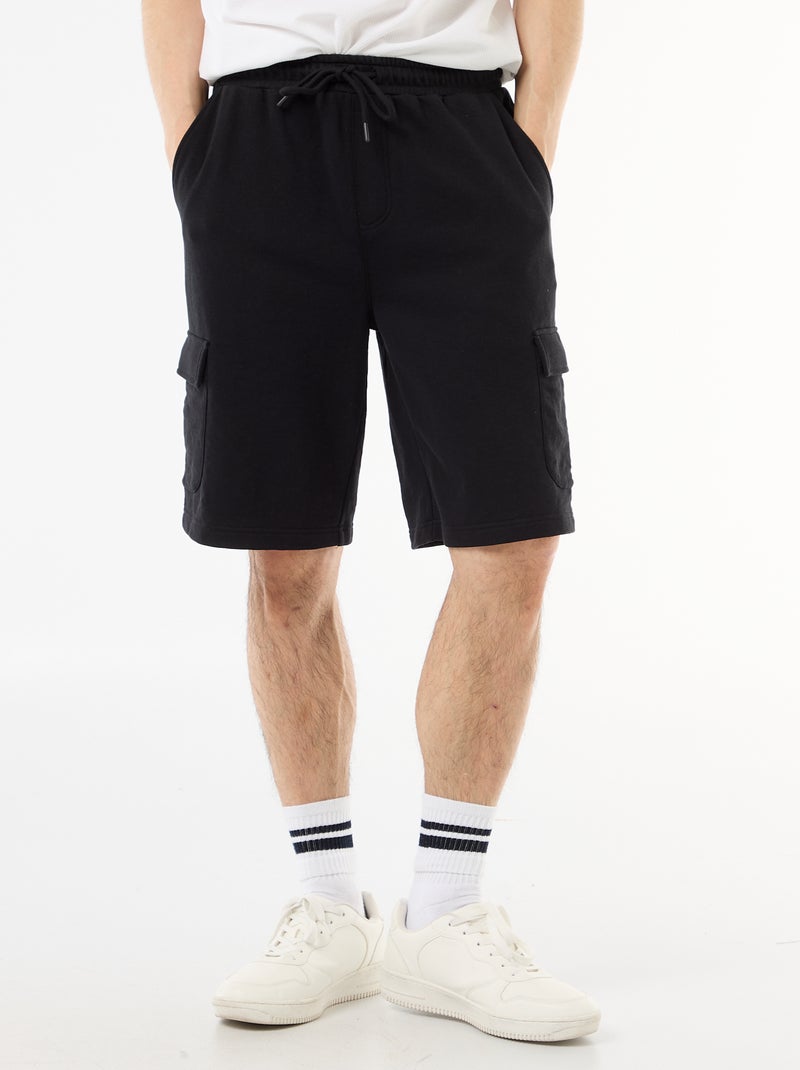 Bermuda em moletom leve com bolsos com aba Preto - Kiabi
