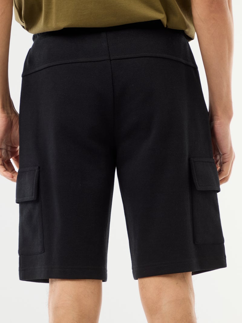 Bermuda em piqué de algodão com múltiplos bolsos Preto - Kiabi