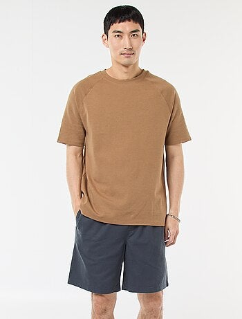 Bermuda liso em algodão e linho