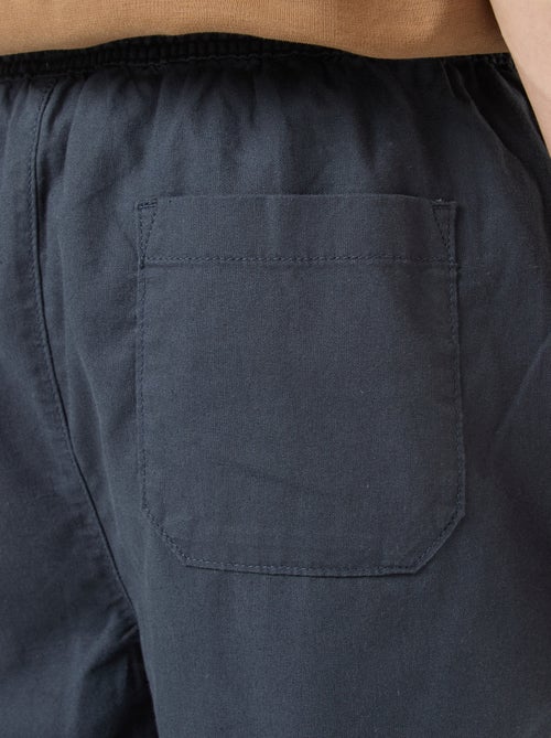 Bermuda liso em algodão e linho - Kiabi Bermuda liso em algodão e linho - Kiabi