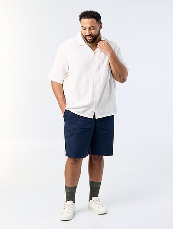 Bermudas chino com cordões de ajuste