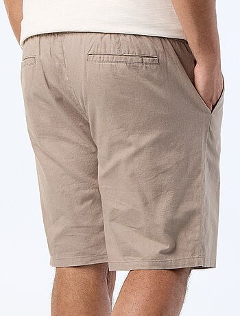 Bermudas chino com cordões de ajuste