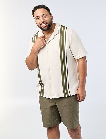 Bermudas chino com cordões de ajuste